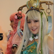 【台北ゲームショウ2015】まずは美人揃いのコンパニオンさんを紹介します！『ゴッドイーター』『FF零式』など