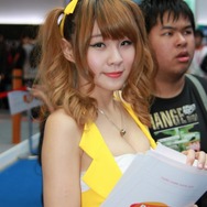 【台北ゲームショウ2015】二日目も元気にゲームを紹介してくれたコンパニオンさん写真集
