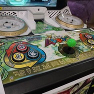 最新作『新甲虫王者ムシキング』ロケテレポ！進化した筐体やバトルシステムをチェック