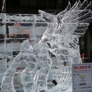これは美しい！「ICE WORLD 2015」繁華街すすきのの街を彩る氷像たちを一挙紹介