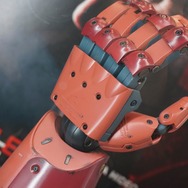 【WF2015冬】『MGS V: TPP』のスネーク、ソ連軍兵士、新型二足歩行兵器、ロボットアームが早くもフィギュア化