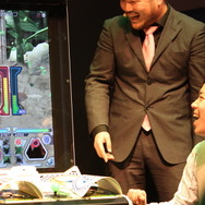 【JAEPO2015】『新甲虫王者ムシキング』ステージレポ―虫にゆかりのあるお笑い芸人が登壇