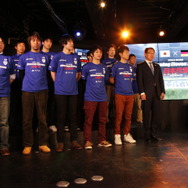 岡田監督率いる「ウイイレ日本代表」が世界王者に挑む！エキシビジョンマッチ会場レポート