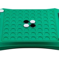 スタイリッシュなオセロ「THE Othello」登場…今度の盤面は、立体でも回転でも磁石でもない