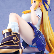 『閃乱カグラ』より「葛城」の生フィギュアが登場!悔しそうな無防備ポーズを立体化