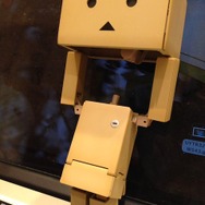 【フィグライフ！】第1回 ポージングの自由度が気になる完全変形ダンボーと遊ぶ