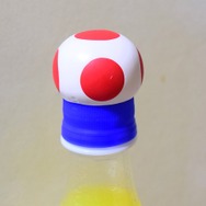 キャップに付けたところ