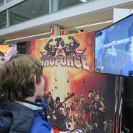 【PAX East 2015】敵を地形ごと吹き飛ばして星条旗を立てよ！爽快・銃ぶっ放しアクション『Broforce』が超楽しい