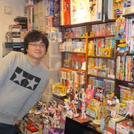 『閃乱カグラ』高木Pの自宅に行ってみた…地下室で語られた、爆乳Pの原点や最新作の魅力とは