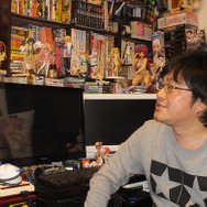 『閃乱カグラ』高木Pの自宅に行ってみた…地下室で語られた、爆乳Pの原点や最新作の魅力とは