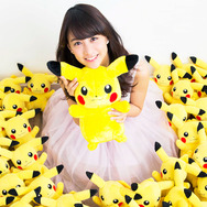 『ピカチュウとポケモンおんがくたい』で初のアニメナレーションを務める、山本美月/(C) Nintendo・Creatures・GAME FREAK・TV Tokyo・ShoPro・JR Kikaku (C) Pokemon (C) 2015 ピカチュウプロジェクト