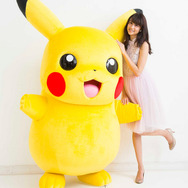 『ピカチュウとポケモンおんがくたい』で初のアニメナレーションを務める、山本美月/(C) Nintendo・Creatures・GAME FREAK・TV Tokyo・ShoPro・JR Kikaku (C) Pokemon (C) 2015 ピカチュウプロジェクト