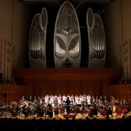 東京芸術劇場でのコンサートの様子