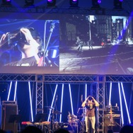 アイトラッキングで低負荷を実現したVRヘッドセット「FOVE」