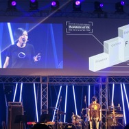 アイトラッキングで低負荷を実現したVRヘッドセット「FOVE」