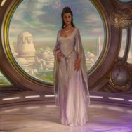 「元老議員レイア・オーガナ」　ドナート・ギアンコラ