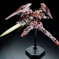 RG トランザムライザー　グロスインジェクションVer. プレミアムバンダイ RG 1/144 ﾄﾗﾝｻﾞﾑﾗｲｻﾞｰ ｸﾞﾛｽｲﾝｼﾞｪｸｼｮﾝVer.｜プレミアムバンダイ