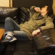 【インタビュー】『BLAZBLUE』森Pがヒトカラ!?パセラに向かう所を突撃してみた