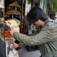 【インタビュー】『BLAZBLUE』森Pがヒトカラ!?パセラに向かう所を突撃してみた