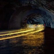 VRヘルメットを被って実際の車を運転してみた