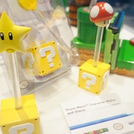 【E3 2015】amiibo用ディスプレイに土管やスタンドが登場…GC風コントローラの新カラーも
