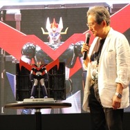 「グレートマジンガー」がDX超合金魂　永井豪と篠崎愛が登場@東京おもちゃショー2015