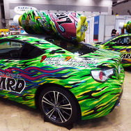 【東京おもちゃショー15】チェリオが走る!?　ペットボトルデザインに塗られた86