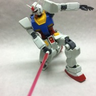 ビームサーベルは2基付属