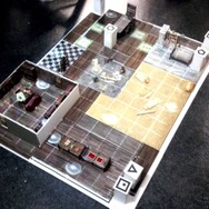 【特集】スマホを頼りに“迫りくるメリーさん(見えない)”から逃げる恐怖のボドゲ『From: Merry』をプレイ