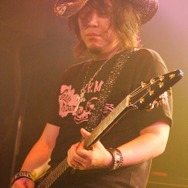 【レポート】STGファンのハートをがっちり掴んで離さない「HEAVY METAL RAIDEN」と「佐藤豪バンド」の対バンライブ