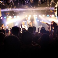 【レポート】STGファンのハートをがっちり掴んで離さない「HEAVY METAL RAIDEN」と「佐藤豪バンド」の対バンライブ