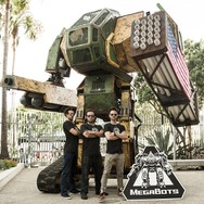 日米“巨大ロボ”対決続報…米国「MegaBot Mk.2」がKickstarterで改造資金を募集、パイルバンカーやパンチングアームの実装を狙う