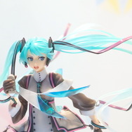 初音ミク新作フィギュア「オレンジブロッサム」「mebae」「ウィンターヒロイン」お披露目…「ねんどろいど 重音テト」も