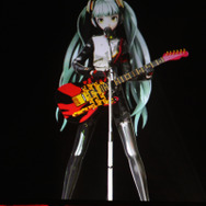 【レポート】デビューから8年、ついに初音ミクが武道館に!7回うるっとして2回ガチ泣きした「マジカルミライ 2015」初日ライブ