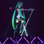 【レポート】デビューから8年、ついに初音ミクが武道館に!7回うるっとして2回ガチ泣きした「マジカルミライ 2015」初日ライブ