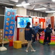 【レポート】「マジカルミライ 2015」企画展に「シテヤンヨ＆たこルカ」襲来、恒例の祭壇も登場