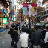 Wii『428』発売記念!総監督イシイジロウ氏のサイン会が渋谷GIGOで開催!シークレットライブも!