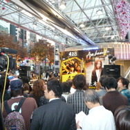 Wii『428』発売記念!総監督イシイジロウ氏のサイン会が渋谷GIGOで開催!シークレットライブも!