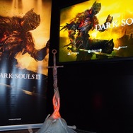 【レポート】『ダークソウル3』ジャパンプレミアで“コスプレファッションショー”開催、あの「不死の王子リカール」も
