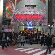 Wii『428』発売記念!総監督イシイジロウ氏のサイン会が渋谷GIGOで開催!シークレットライブも!