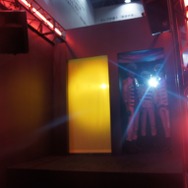 【TGS2015】乙女よ急げ!ボルテージ「壁ドン」「顎クイ」ブースを動画でお届け