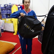 【TGS2015】外界との交流から解き放たれ、ワンランク上の怠惰な生活を楽しめる「ぼっちてんと」「ダメ着」