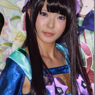 【TGS2015】熱気あふれる一般公開日初日、熱さを吹き飛ばしてくれる美女たちを紹介