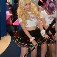 【TGS2015】熱気あふれる一般公開日初日、熱さを吹き飛ばしてくれる美女たちを紹介