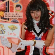 【TGS2015】熱気あふれる一般公開日初日、熱さを吹き飛ばしてくれる美女たちを紹介