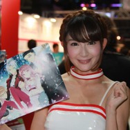 【TGS2015】熱気あふれる一般公開日初日、熱さを吹き飛ばしてくれる美女たちを紹介