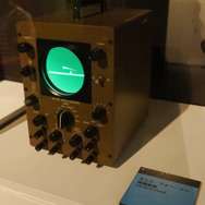 『テニス・フォー・ツー』の再現展示