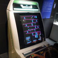 『ドンキーコング』のプレイ風景