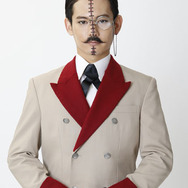 舞台「逆転裁判2」左々右エ門や王都楼真悟など、新キャストの衣装姿＆グッズ情報が公開