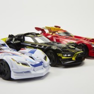 バンダイから次世代レーシング玩具「ゲキドライヴ」登場…簡単カスタマイズ＆フリーレーンコースが特徴